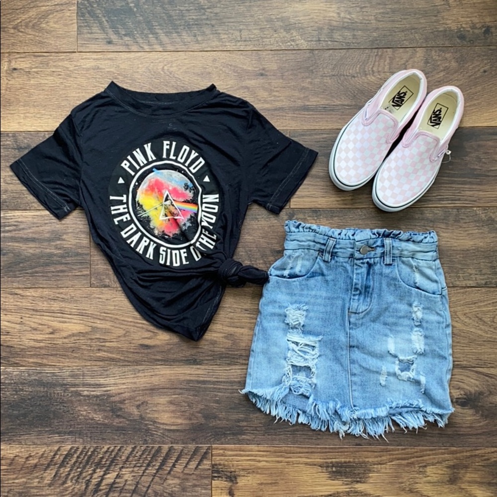 Pink Floyd & Distressed Paper Bag Skirt Outfit